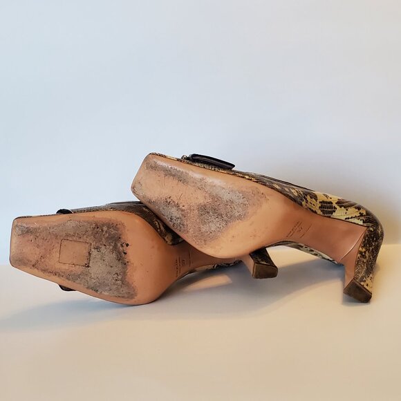 'Calzature Donna' Prada Pump - Picture 8 of 8